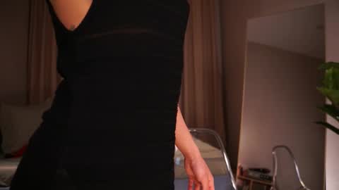 Yoko online show from March 10, 5:45 am