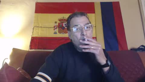 yosep online show from February 1, 9:11 am