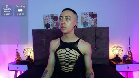 Yoshua Smith online show from May 31, 7:59 pm