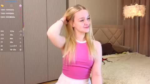 Elizabeth brunette -- Darline blonde  online show from October 29, 7:47 pm
