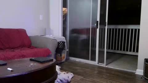 kindahorny online show from May 5, 3:24 am