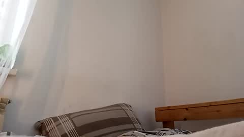 younh23wood online show from June 17, 5:34 am