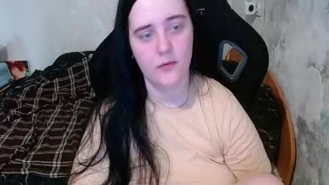 your_8a8y online show from May 27, 3:31 pm