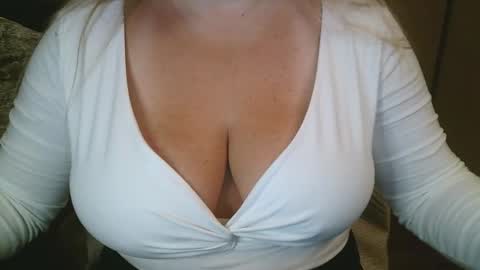 Maria Love online show from February 3, 4:32 am