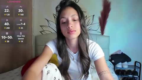 Snapshot of your_beck chatting on January 31, 12:50 am mia3 online show from January 31, 12:50 am