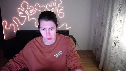 Fansly  online show from February 17, 5:01 pm