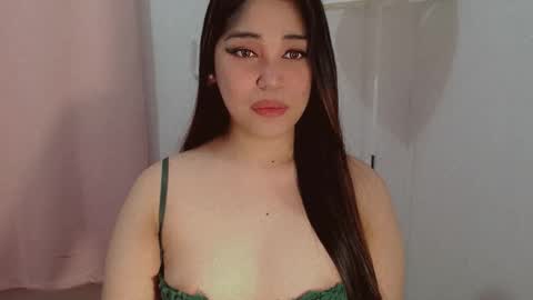  GWEN  online show from November 20, 7:11 pm