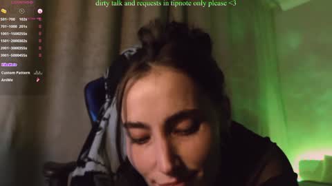 Snapshot of your_lazy_kitty chatting on December 15, 5:53 pm Karina online show from December 15, 5:53 pm