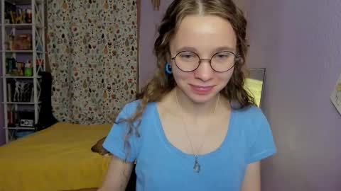 Snapshot of your_leslie chatting on September 14, 12:13 am Leslie online show from September 14, 12:13 am