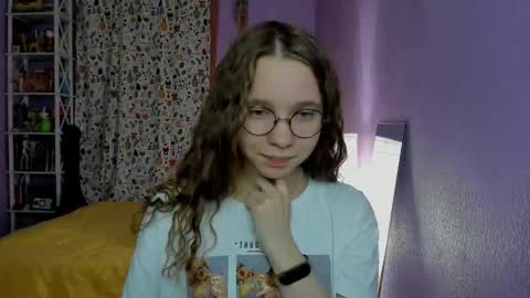 Snapshot of your_leslie chatting on October 8, 7:09 pm Leslie online show from October 8, 7:09 pm