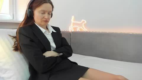 Your Librarian online show from March 24, 12:22 pm