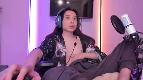 Han   online show from November 9, 12:58 am