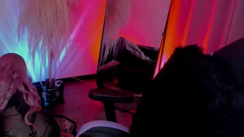 Cami independent model online show from September 18, 7:34 am