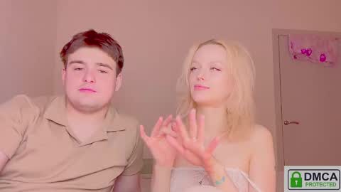 your_molly_mark online show from March 19, 9:31 pm