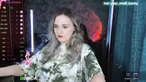 Molly online show from October 13, 3:30 am