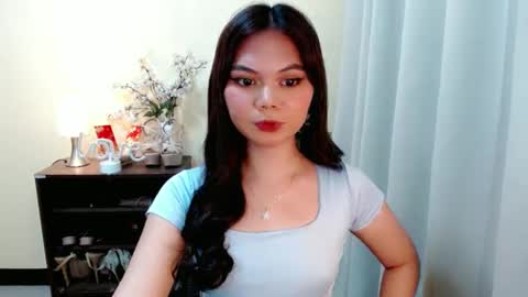 Snapshot of yourangelictransgirl chatting on February 26, 12:49 pm Hi its me Yna online show from February 26, 12:49 pm