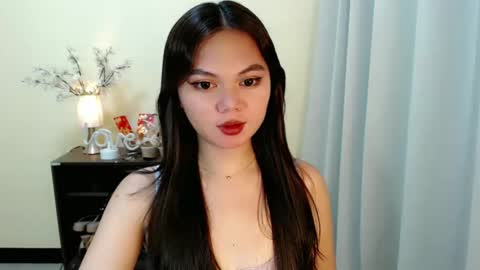 Snapshot of yourangelictransgirl chatting on February 10, 7:17 pm Hi its me Yna online show from February 10, 7:17 pm
