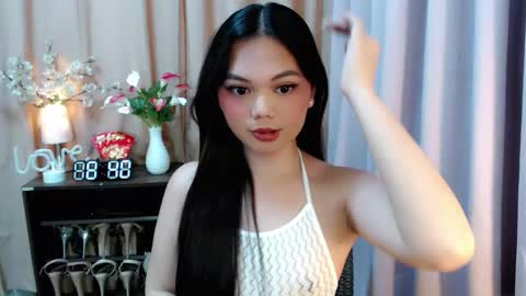 Snapshot of yourangelictransgirl chatting on September 16, 12:40 pm Hi its me Yna online show from September 16, 12:40 pm
