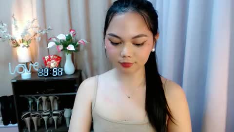 Snapshot of yourangelictransgirl chatting on October 8, 5:52 pm Hi its me Yna online show from October 8, 5:52 pm