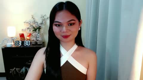 Snapshot of yourangelictransgirl chatting on March 10, 7:29 pm Hi its me Yna online show from March 10, 7:29 pm