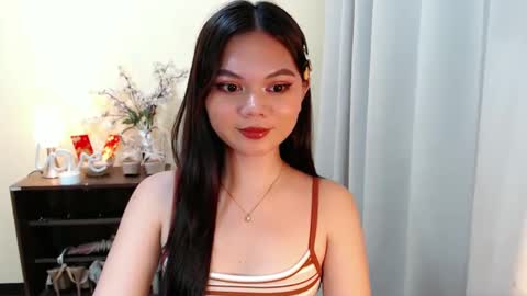 Snapshot of yourangelictransgirl chatting on February 18, 6:15 pm Hi its me Yna online show from February 18, 6:15 pm