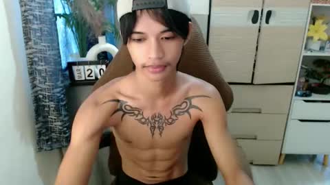 yourasian_eric online show from March 21, 1:33 am