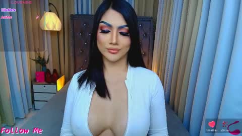 Goddess online show from April 3, 3:08 pm