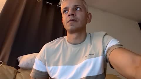 Yourboy online show from May 5, 2:29 am