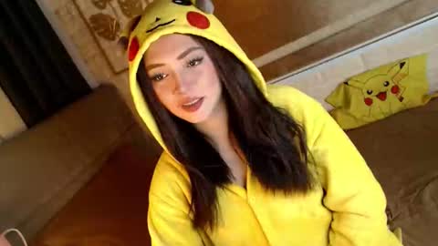 JEN  online show from October 20, 12:54 pm