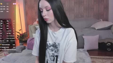 Snapshot of youreyesgazm chatting on March 6, 11:47 am Mary online show from March 6, 11:47 am