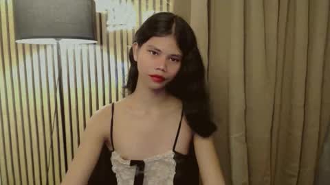 Vivian online show from November 11, 9:28 pm