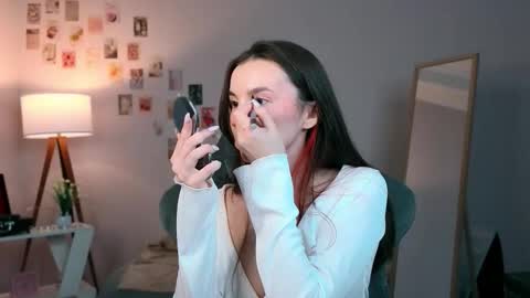 Chloe online show from October 20, 5:23 am