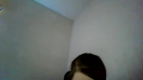 Snapshot of yourgirl_189 chatting on February 22, 12:16 am yourgirl_189 online show from February 22, 12:16 am