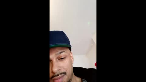 yourhandsomedevil online show from April 2, 8:43 am