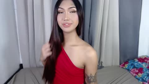 yourlovebella88 online show from November 18, 5:05 pm