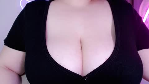 Amina online show from December 21, 10:38 pm