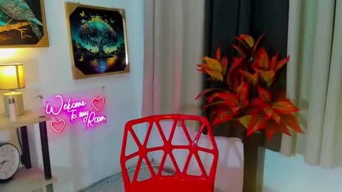 Trish online show from November 21, 11:30 am