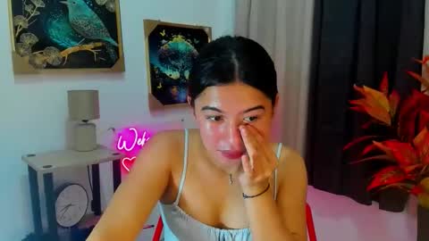 Trish online show from November 25, 3:33 pm