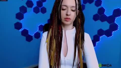 yours_sunny online show from November 30, 1:34 am