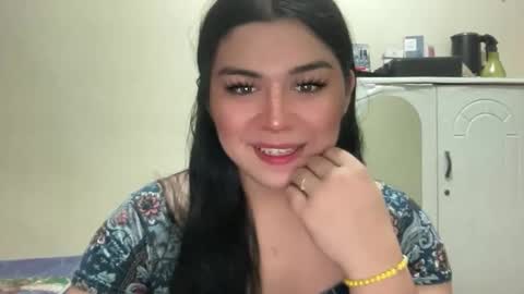 yoursexytowngirl online show from April 5, 2:14 pm