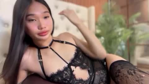 yoursluttyashxx online show from November 12, 7:05 pm