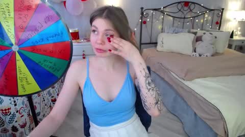 yoursparkle online show from December 16, 6:43 am