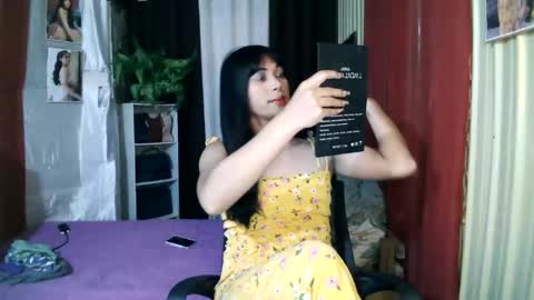 yoursubmissive_larah online show from February 1, 3:20 pm