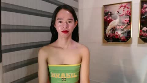 yourtinybunny online show from March 12, 11:53 am