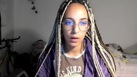 elizabeth  ju   online show from January 26, 11:50 pm