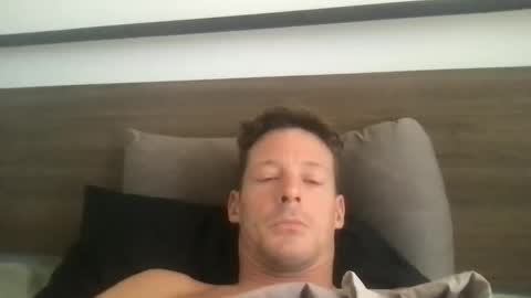 yoyoyo1221 online show from December 4, 1:05 am