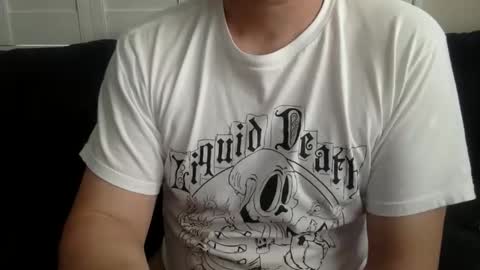 yque online show from February 11, 11:19 pm