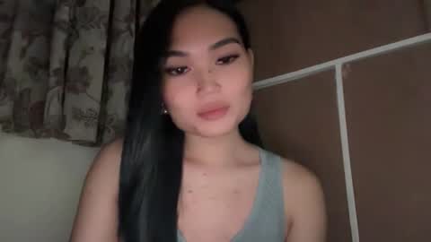 yrdrmgrl_jennie26 online show from November 27, 10:45 am