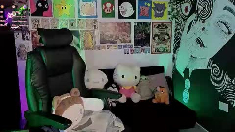    rawr   Anne Independent model      online show from September 18, 12:03 am