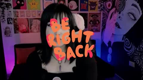    rawr   Anne Independent model      online show from October 9, 8:03 pm